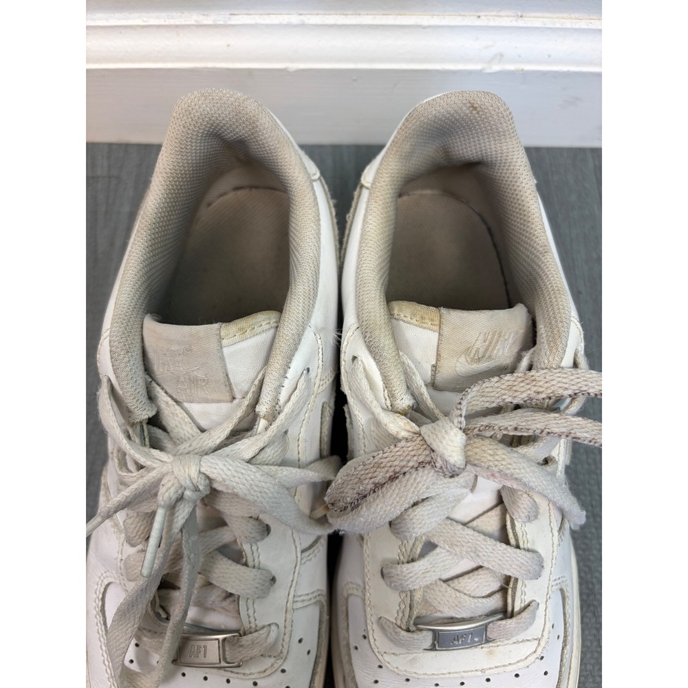 Nike Air Force 1 Sz 6.5Y Low Top Triple White Leather Sneakers AF1 Womens 8 - Picture 4 of 16
